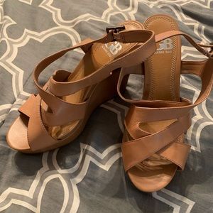 Gianni Bini Wedge sandals